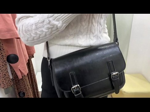 ❤️ Ëffentlech Masturbatioun vu jonke Bitch FeralBerry mat engem Dildo am Fittingsraum ❤ Porno fb op lb.porngameshub.ru ❌❤